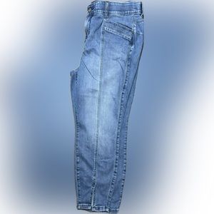 Torrid high rise Bombshell skinny Jeans.